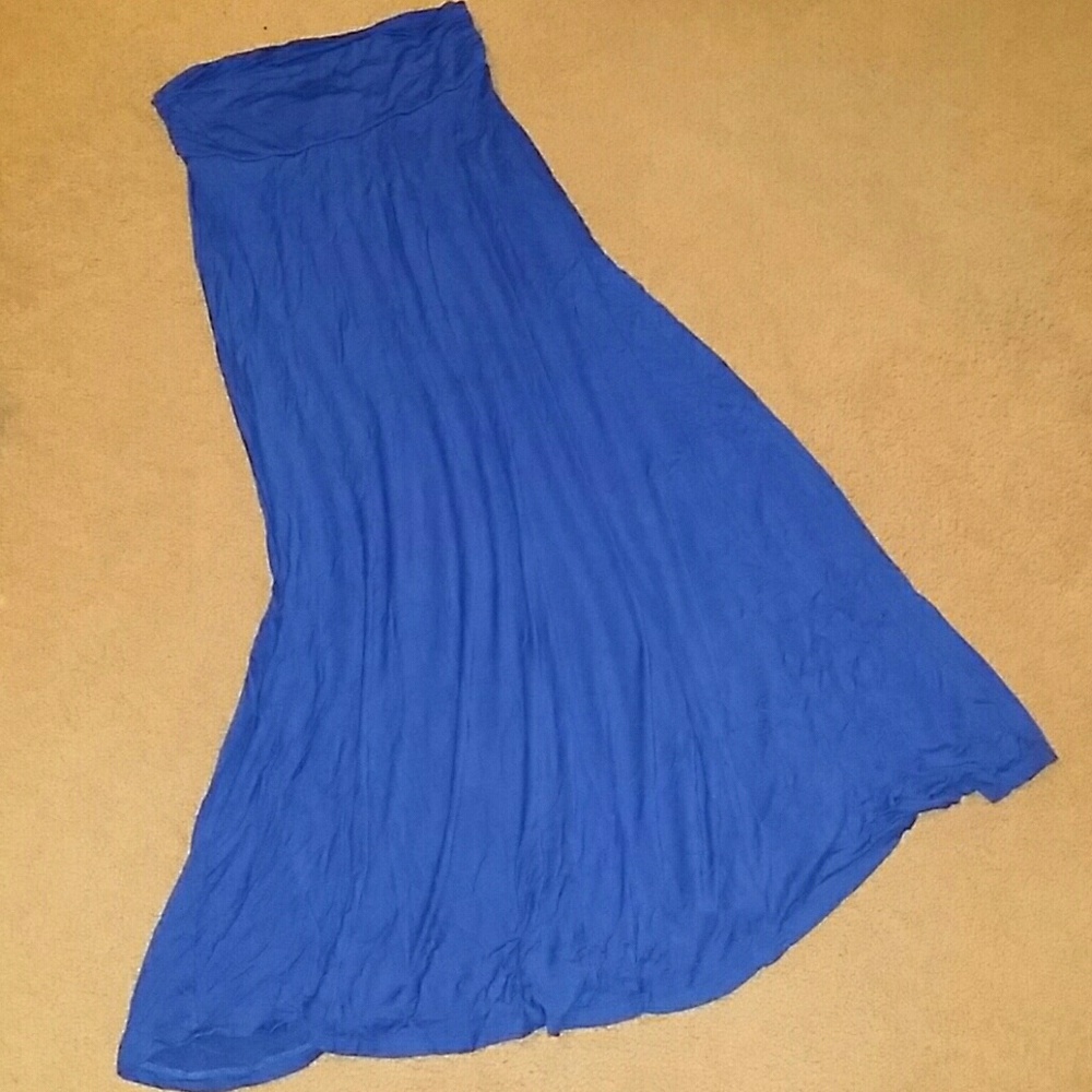 VITTA LUNA long blue maxi skirt